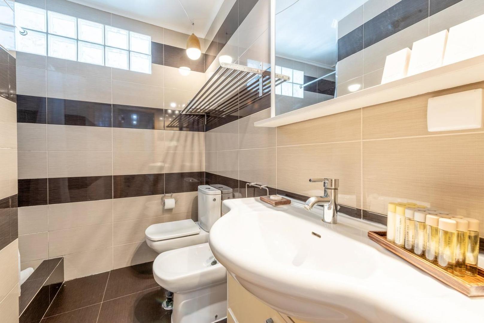 Guestready - Porta De Alfama, For Up To 6 Guests! Appartement Lissabon Buitenkant foto